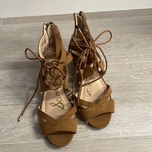 Never worn Sam Edelman sandals with heel